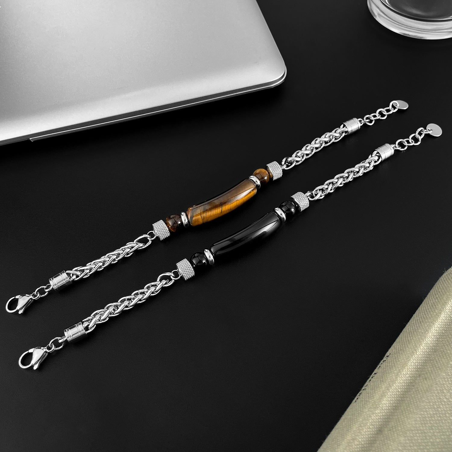 Stylish Retro Men's Bracelet: Stainless Steel Chain Spliced with Tiger's Eye and Titanium Steel
