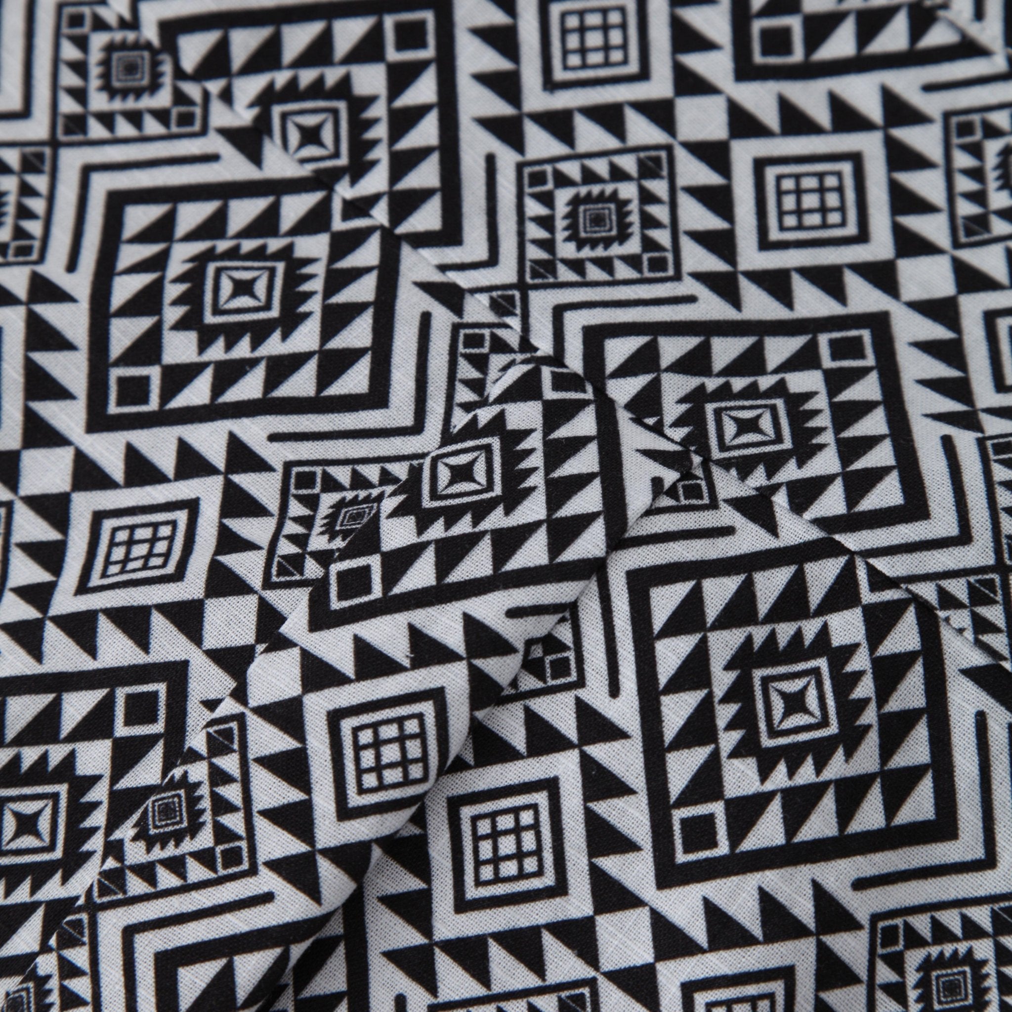 Bohemian Geometric - Bonlax